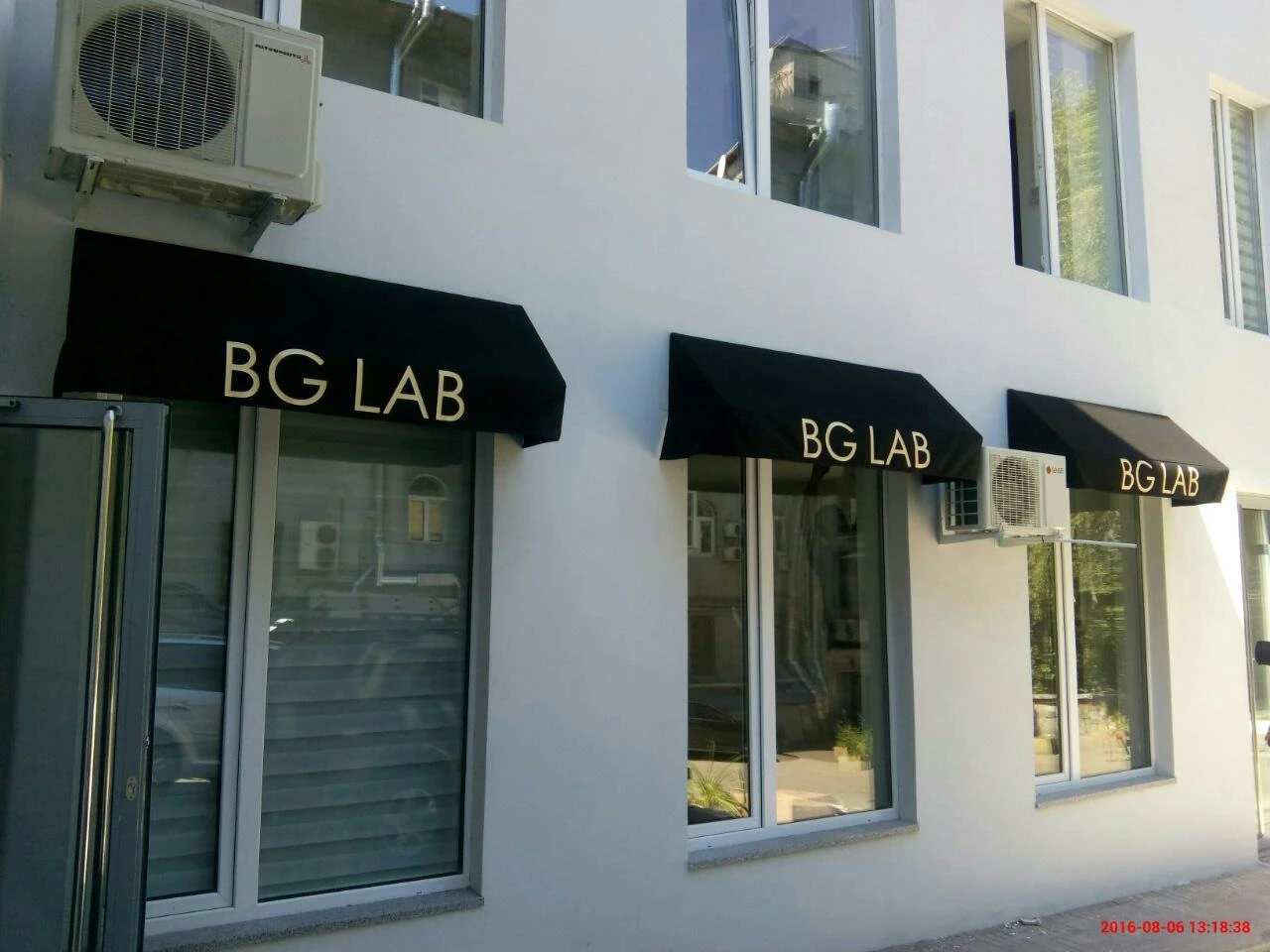 Toldos negros BG LAB